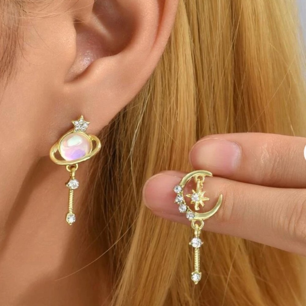 ⭐️❤️ FREE Planet Moon Sky Hipster Hippie Boho Peasant Art Chic Modern Earrings - Picture 5 of 8